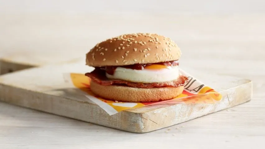 Bacon & Egg Burger